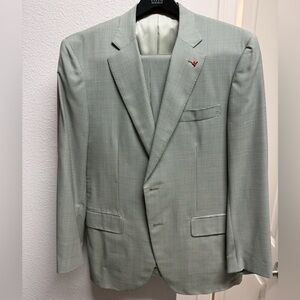 ISAIA SUIT. NEW